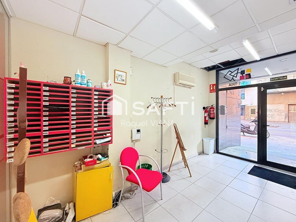 Office for sale in Sant Andreu de la Barca - € 315,000 (Ref: 9822471)