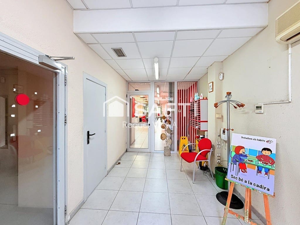 Office for sale in Sant Andreu de la Barca - € 315,000 (Ref: 9822471)