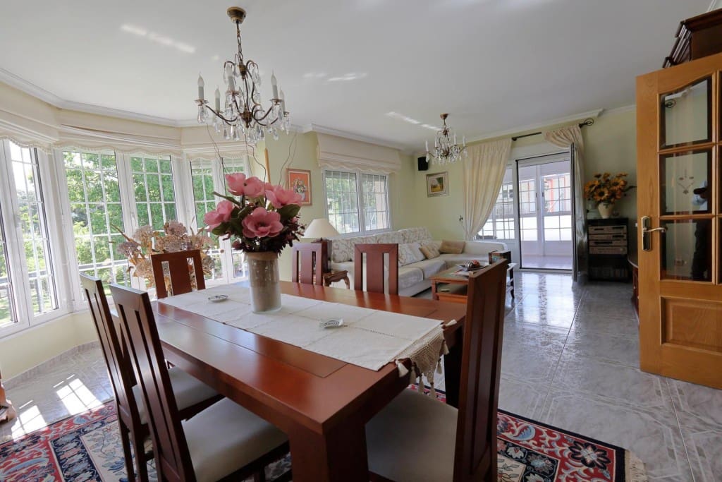 5 soveværelse Villa til salg i Carballeda de Valdeorras med swimmingpool garage - € 500.000 (Ref: 9822474)