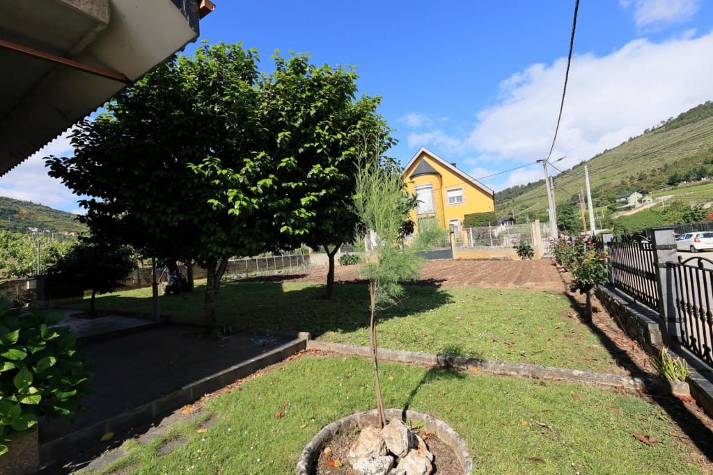 5 soveværelse Villa til salg i Carballeda de Valdeorras med swimmingpool garage - € 500.000 (Ref: 9822474)