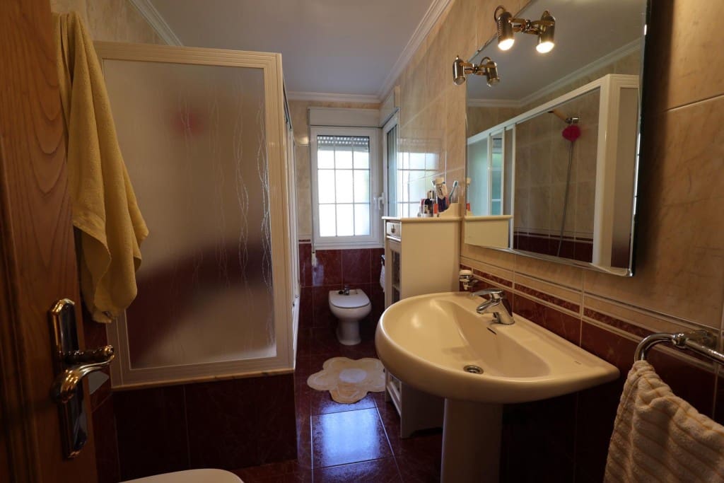 5 soveværelse Villa til salg i Carballeda de Valdeorras med swimmingpool garage - € 500.000 (Ref: 9822474)
