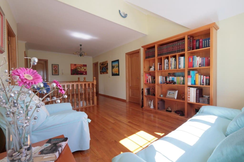 5 soveværelse Villa til salg i Carballeda de Valdeorras med swimmingpool garage - € 500.000 (Ref: 9822474)