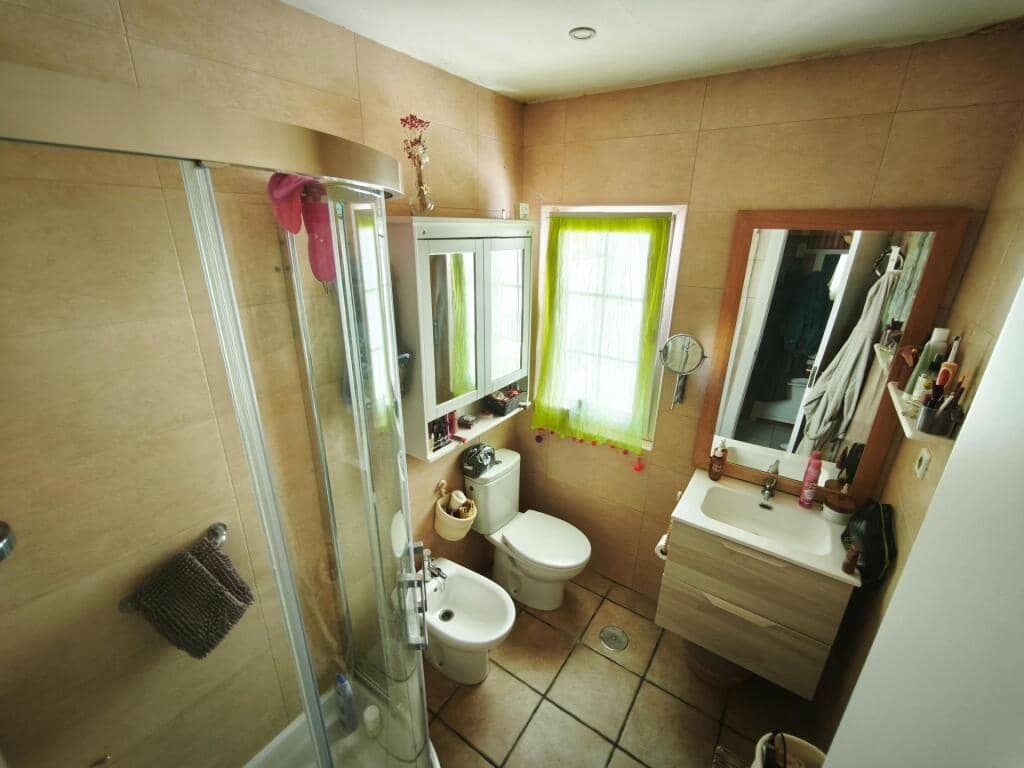 2 bedroom Penthouse for sale in San Andres del Rabanedo - € 140,000 (Ref: 9822475)