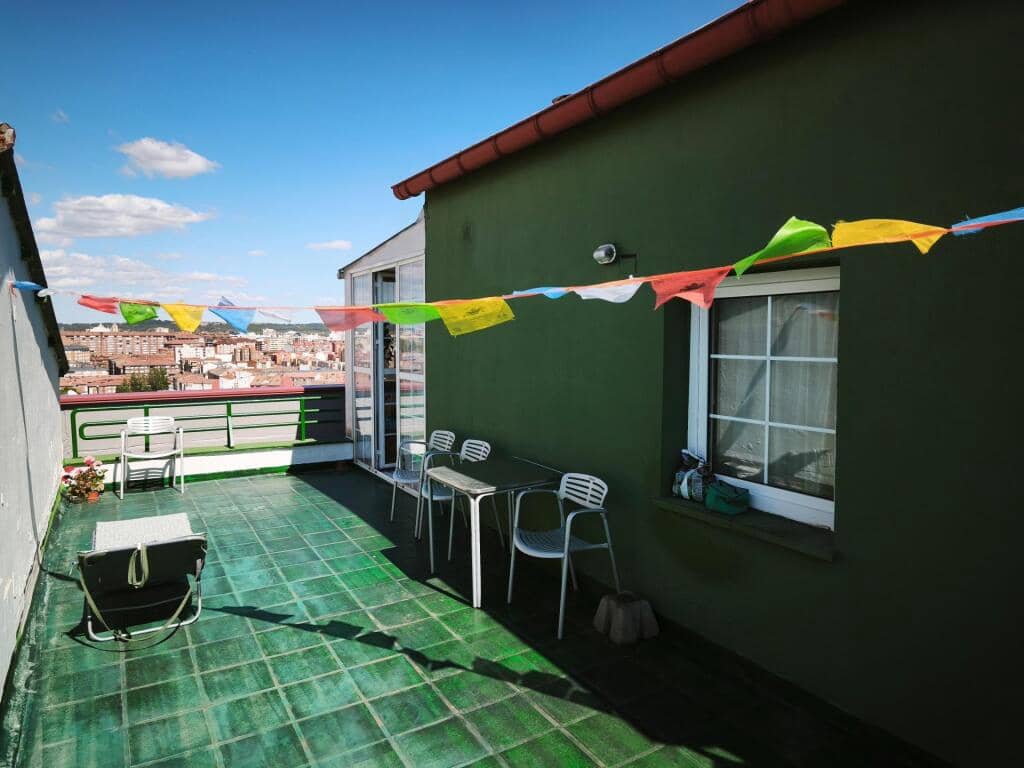 2 bedroom Penthouse for sale in San Andres del Rabanedo - € 140,000 (Ref: 9822475)