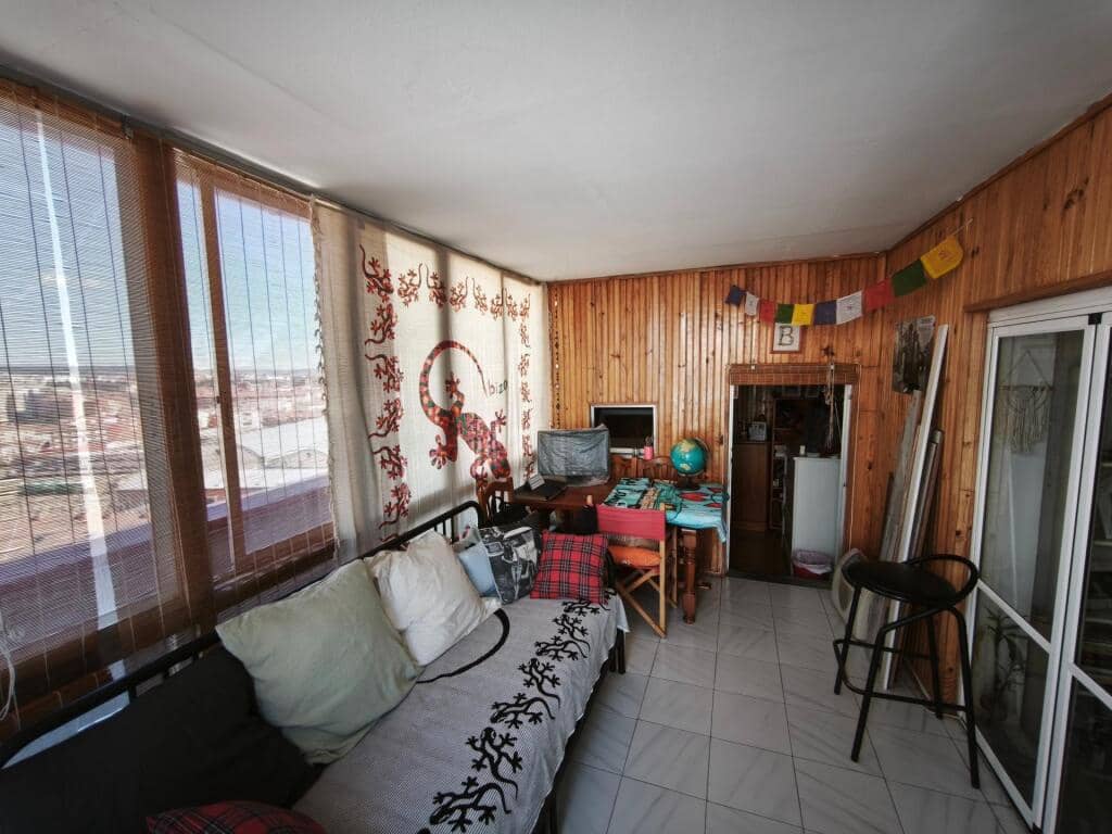 2 bedroom Penthouse for sale in San Andres del Rabanedo - € 140,000 (Ref: 9822475)