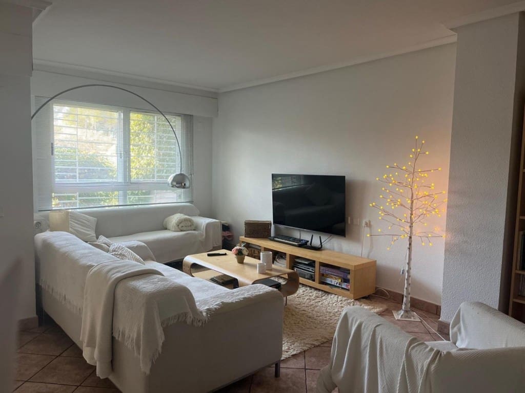 4 soverom Villa til salgs i Petrel / Petrer med garasje - € 388 612 (Ref: 9822477)