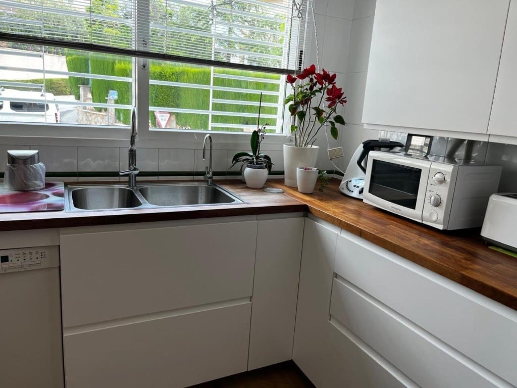 4 soverom Villa til salgs i Petrel / Petrer med garasje - € 388 612 (Ref: 9822477)