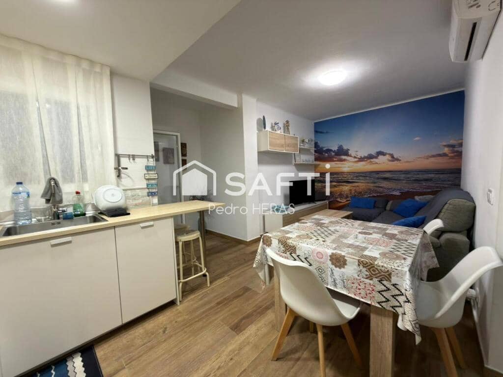 3 bedroom Apartment for sale in Blanes - € 189,900 (Ref: 9824916)