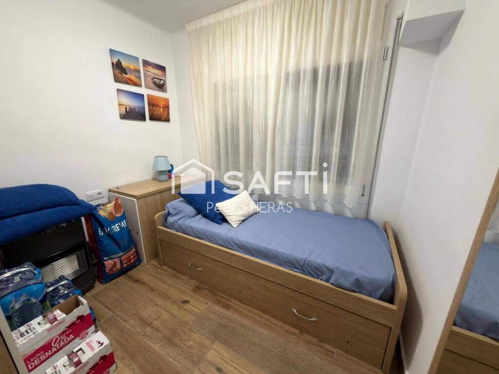 3 bedroom Apartment for sale in Blanes - € 189,900 (Ref: 9824916)