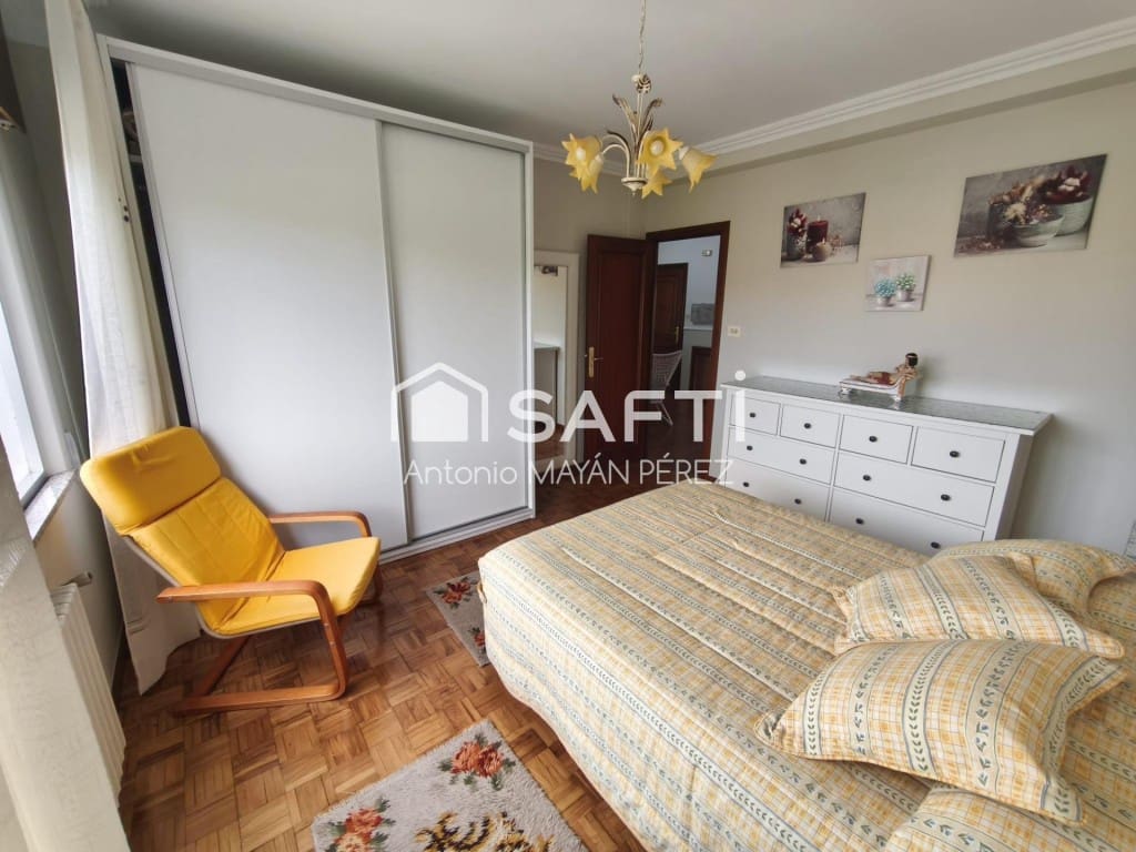 4 bedroom Villa for sale in Rianxo with garage - € 246,500 (Ref: 9824918)
