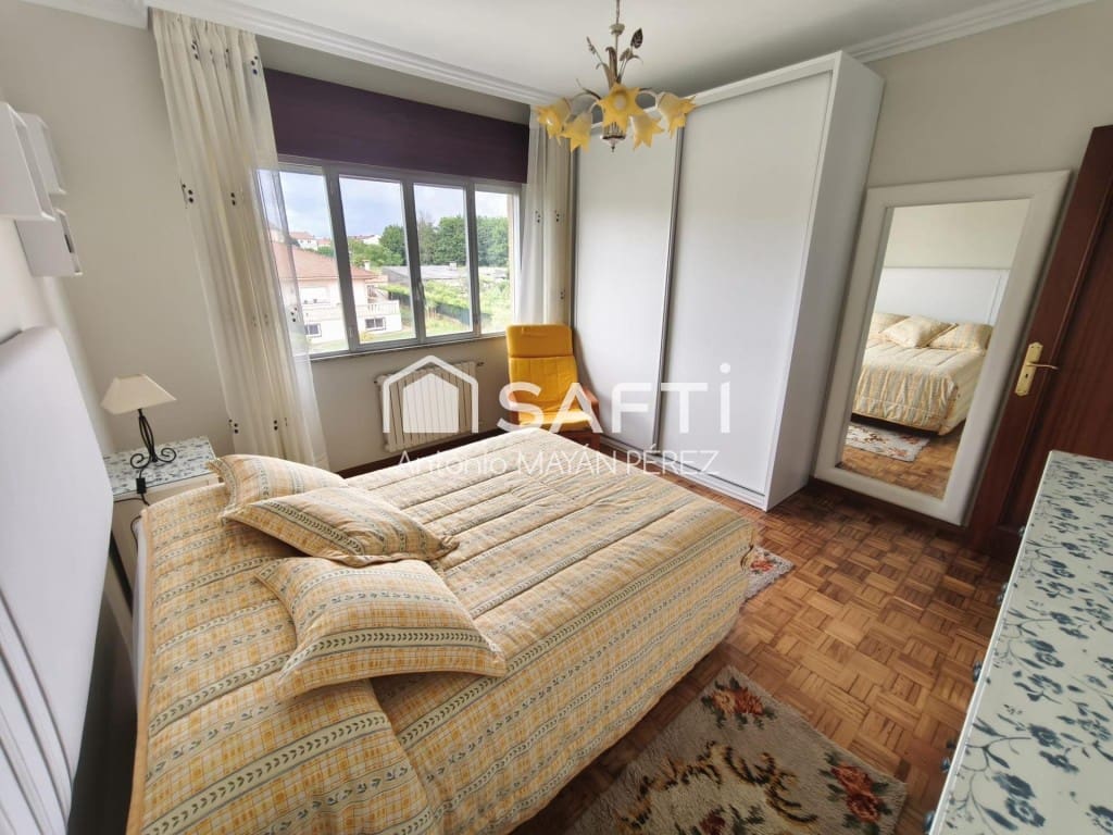 4 bedroom Villa for sale in Rianxo with garage - € 246,500 (Ref: 9824918)