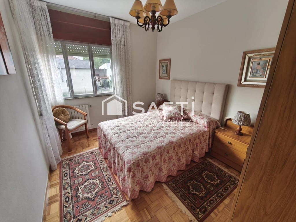 4 bedroom Villa for sale in Rianxo with garage - € 246,500 (Ref: 9824918)