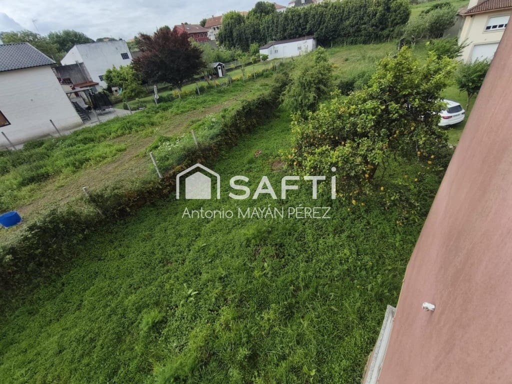 4 bedroom Villa for sale in Rianxo with garage - € 246,500 (Ref: 9824918)