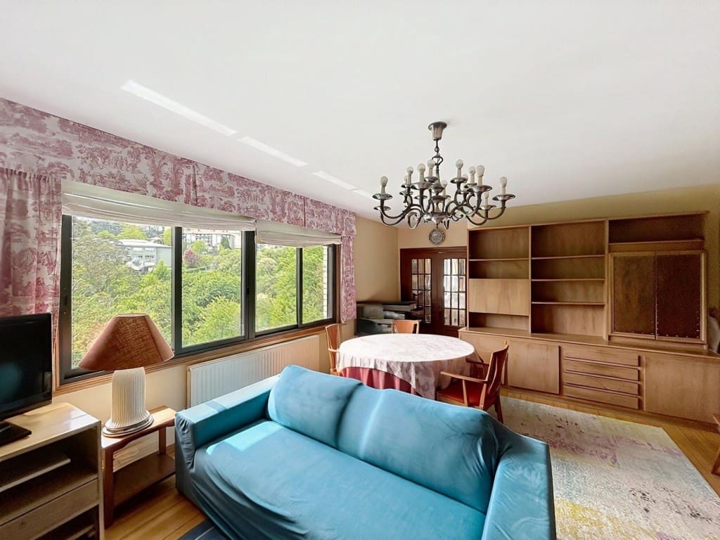 Chalet de 5 habitaciones en Teo en venta con piscina garaje - 590.000 € (Ref: 9824919)