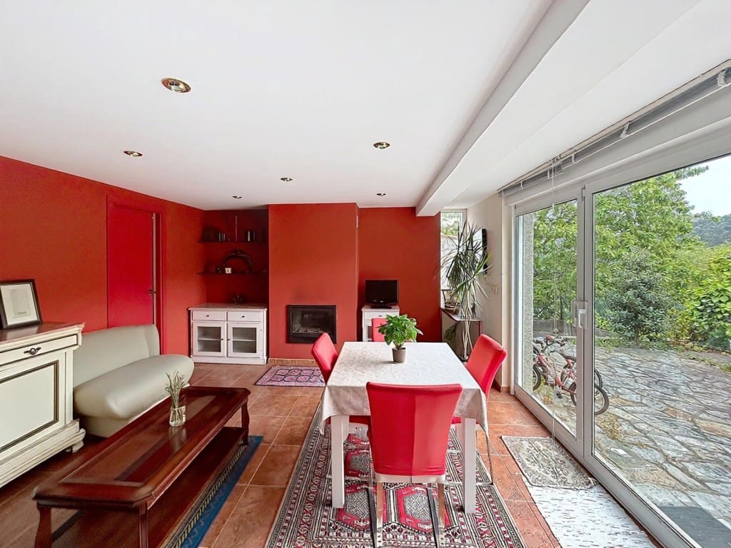 Chalet de 5 habitaciones en Teo en venta con piscina garaje - 590.000 € (Ref: 9824919)
