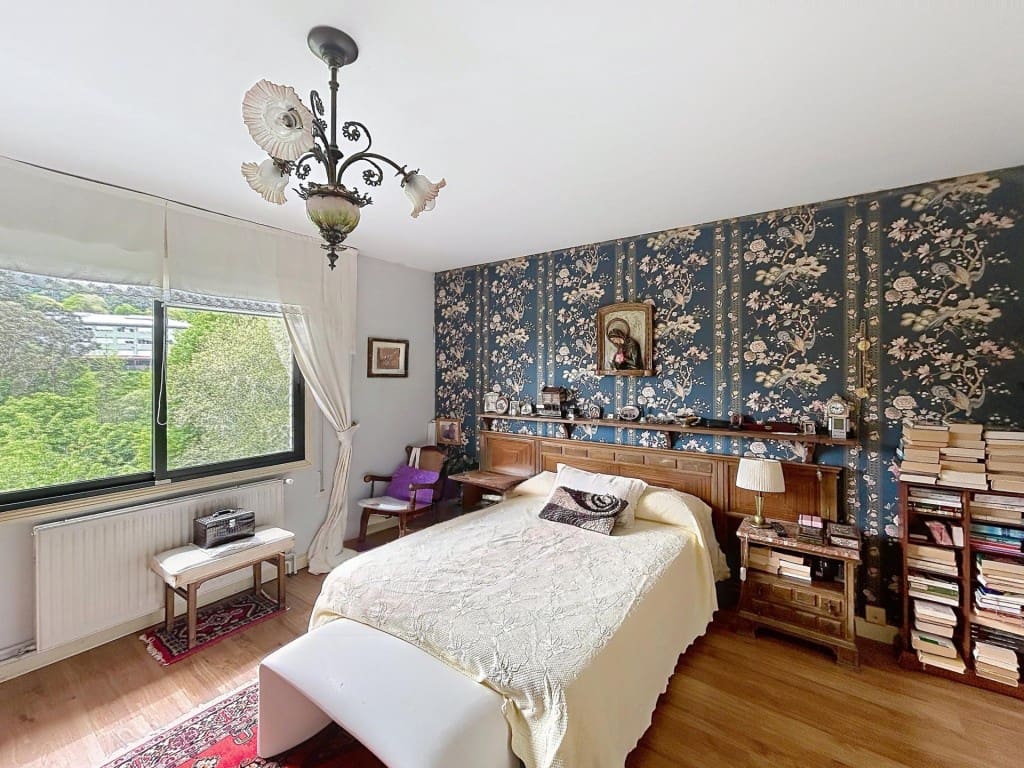 Chalet de 5 habitaciones en Teo en venta con piscina garaje - 590.000 € (Ref: 9824919)