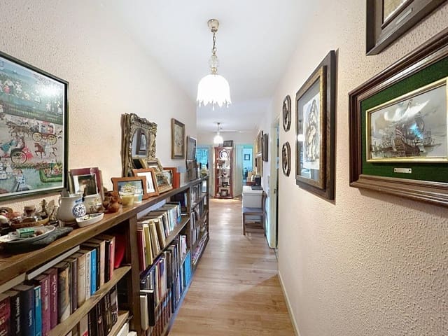 5 Zimmer Villa zu verkaufen in Teo mit Pool Garage - 590.000 € (Ref: 9824919)