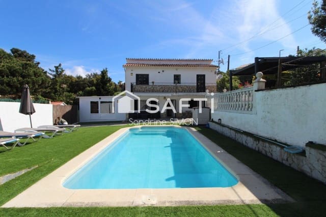 3 soveværelse Villa til salg i Urbanitzacions del Nord, Lloret de Mar med swimmingpool - € 325.000 (Ref: 9824920)