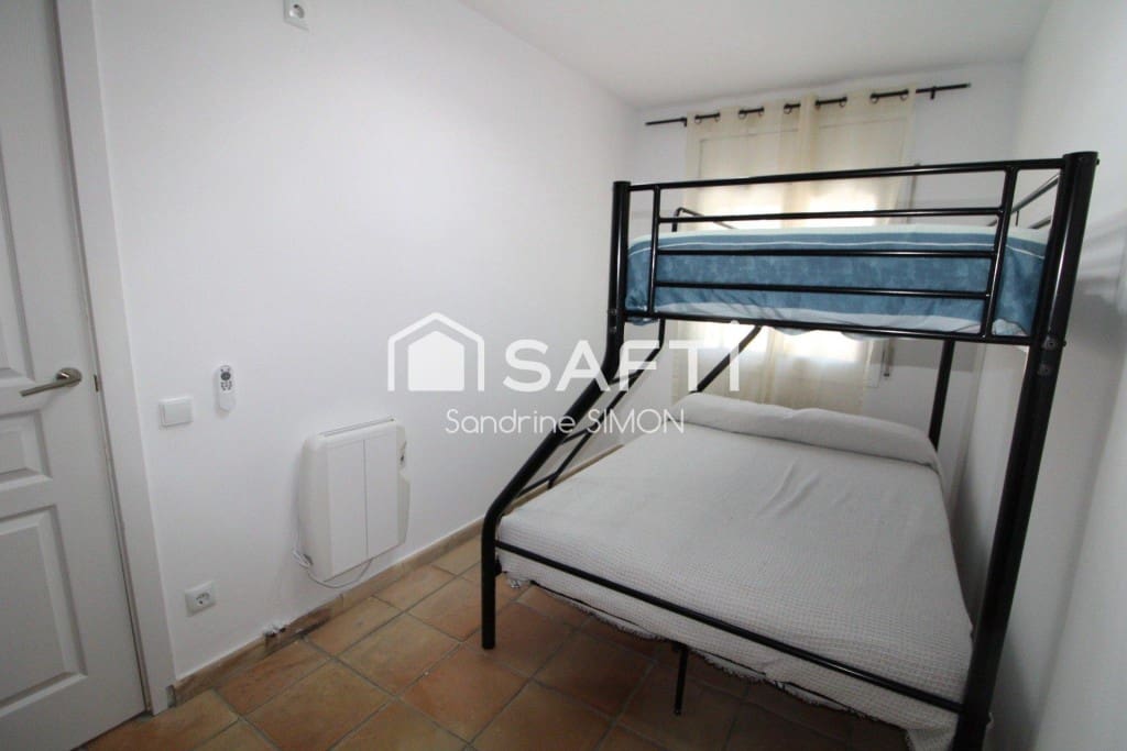 3 soveværelse Villa til salg i Lloret de Mar med swimmingpool - € 325.000 (Ref: 9824920)