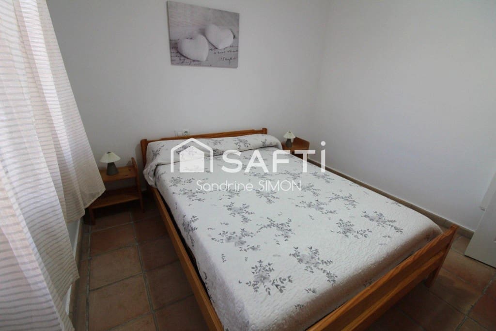 3 soveværelse Villa til salg i Lloret de Mar med swimmingpool - € 325.000 (Ref: 9824920)