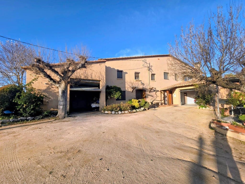 6 Zimmer Finca/Landgut zu verkaufen in Tordera mit Garage - 849.900 € (Ref: 9824921)