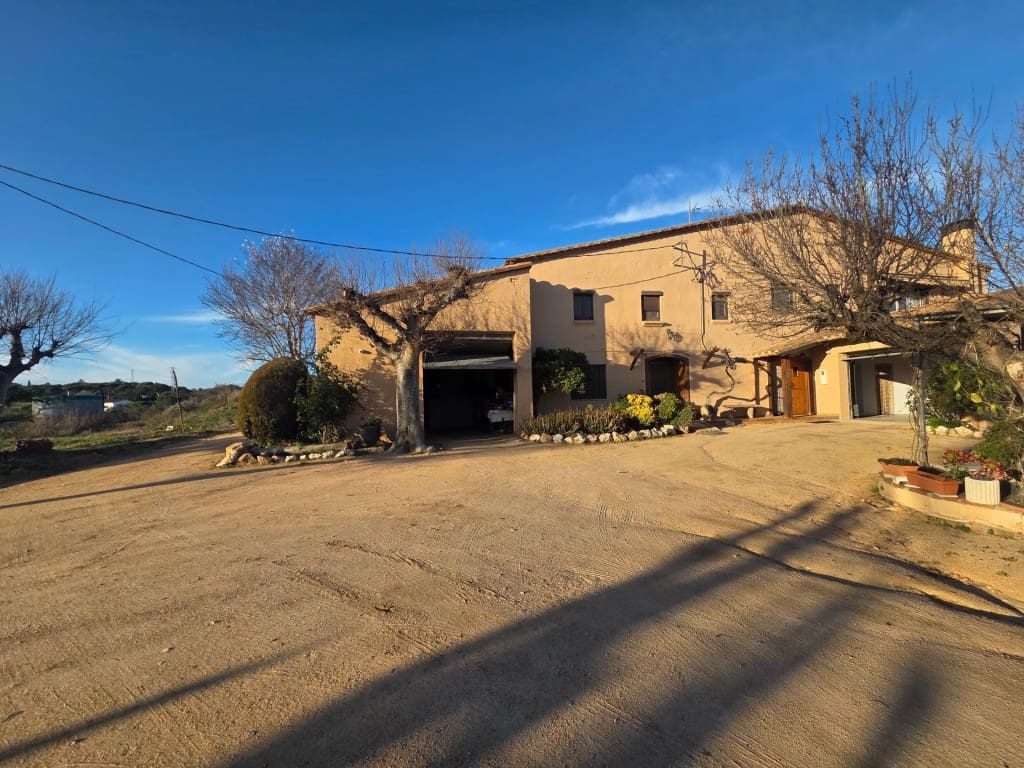 6 Zimmer Finca/Landgut zu verkaufen in Tordera mit Garage - 849.900 € (Ref: 9824921)