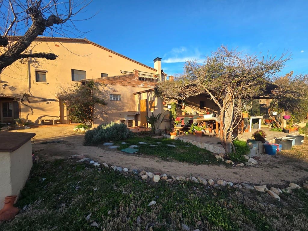 6 Zimmer Finca/Landgut zu verkaufen in Tordera mit Garage - 849.900 € (Ref: 9824921)