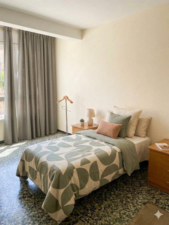 4 Zimmer Apartment zu verkaufen in Villena - 85.000 € (Ref: 9824930)