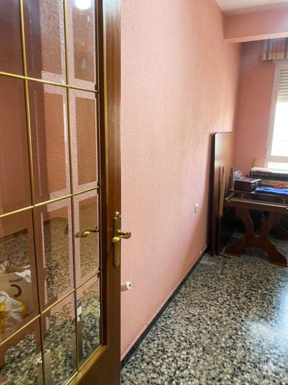 4 Zimmer Apartment zu verkaufen in Villena - 85.000 € (Ref: 9824930)