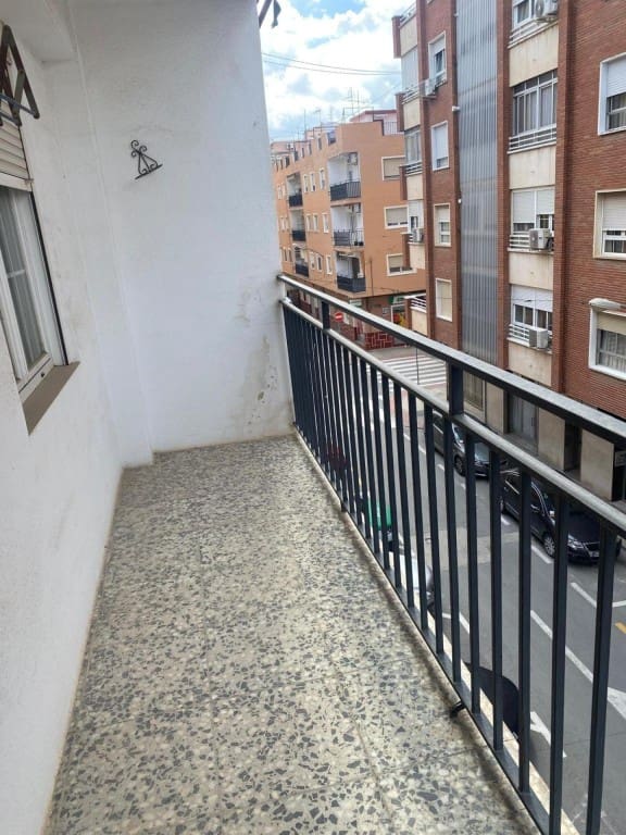 4 Zimmer Apartment zu verkaufen in Villena - 85.000 € (Ref: 9824930)