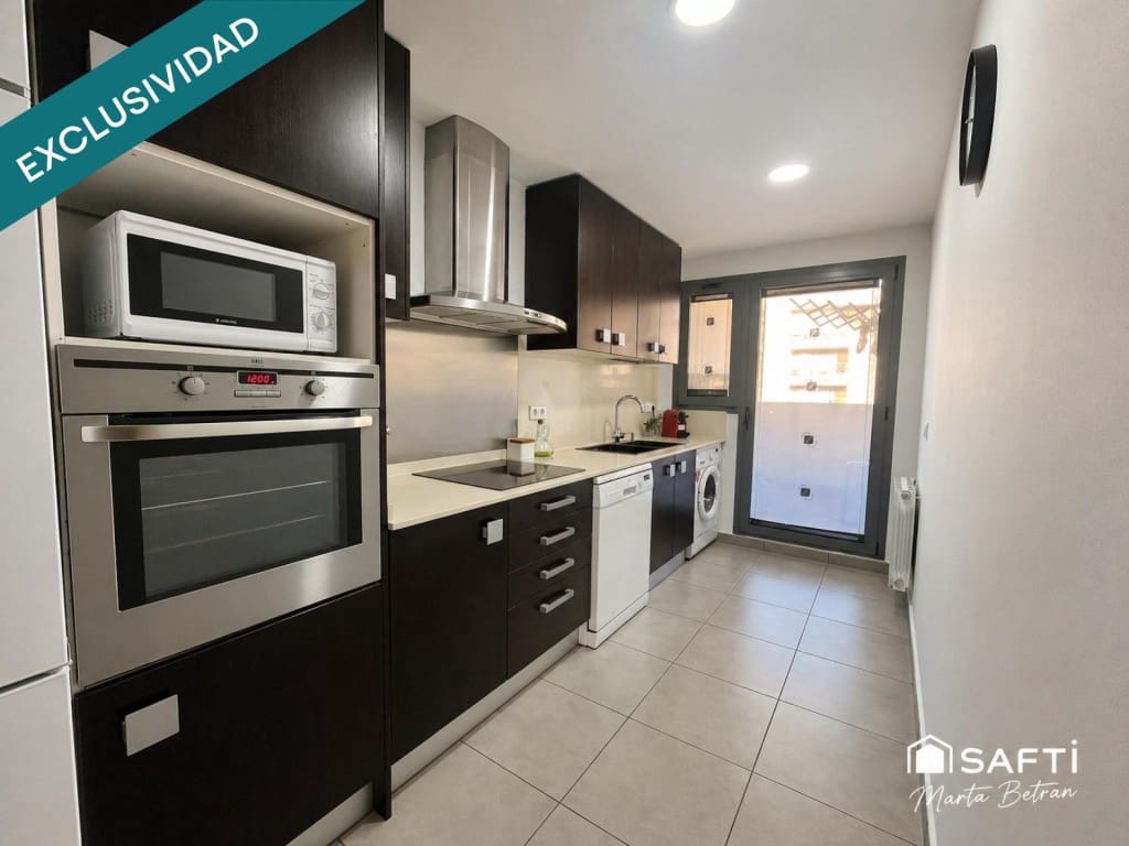 3 bedroom Apartment for sale in Vilafranca del Penedes - € 289,000 (Ref: 9828913)