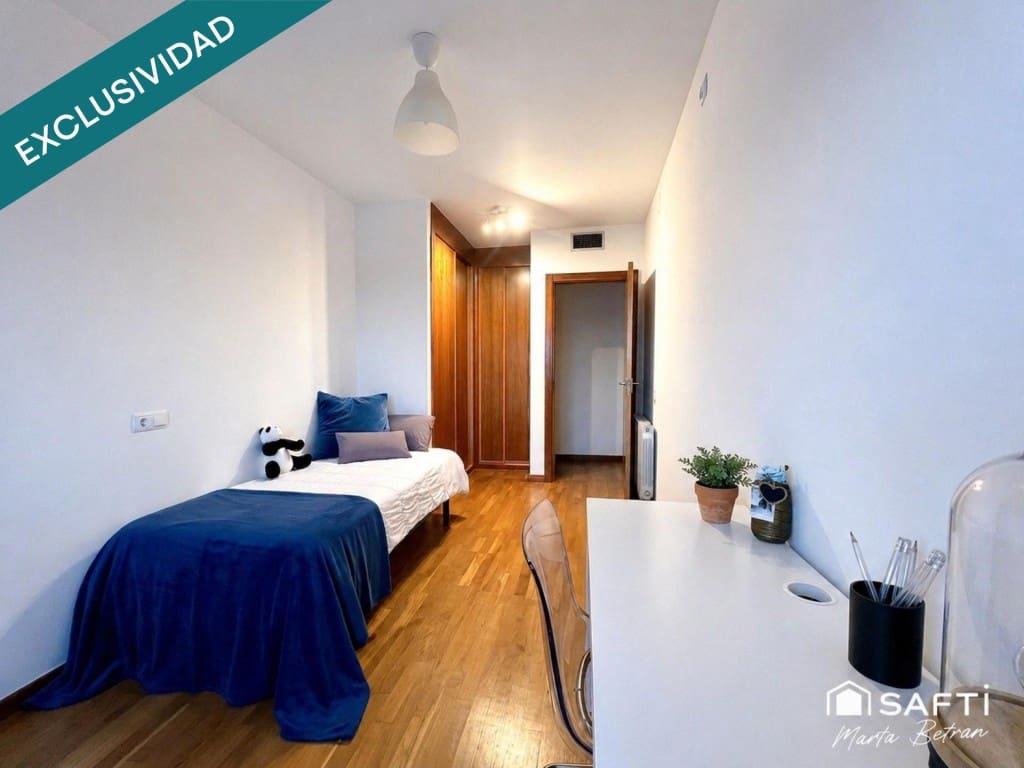 3 bedroom Apartment for sale in Vilafranca del Penedes - € 289,000 (Ref: 9828913)