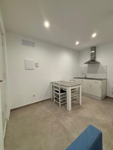 Comercial para venda em Cala Mayor, Palma de Mallorca - 130 000 € (Ref: 9828914)