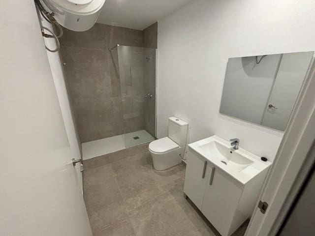 Comercial para venda em Cala Mayor, Palma de Mallorca - 180 000 € (Ref: 9828915)