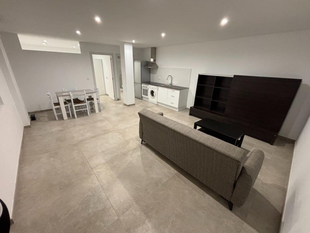 Commercial for sale in Palma de Mallorca - € 180,000 (Ref: 9828915)