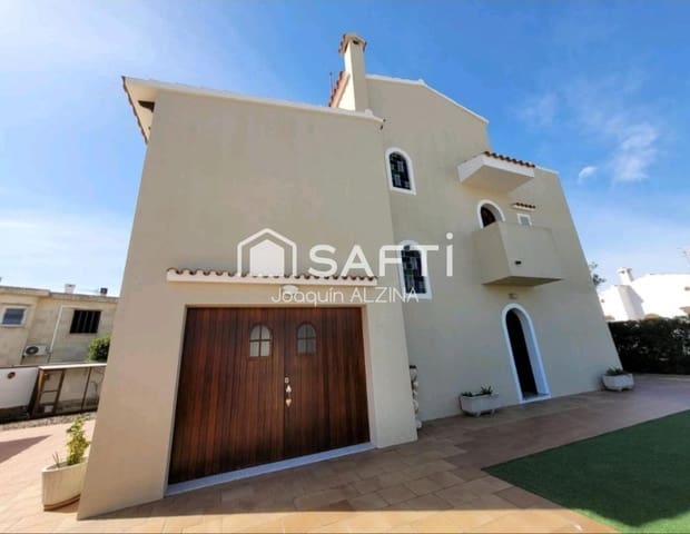 3 slaapkamer Villa te koop in Ciutadella de Menorca met zwembad garage - € 840.000 (Ref: 9831134)