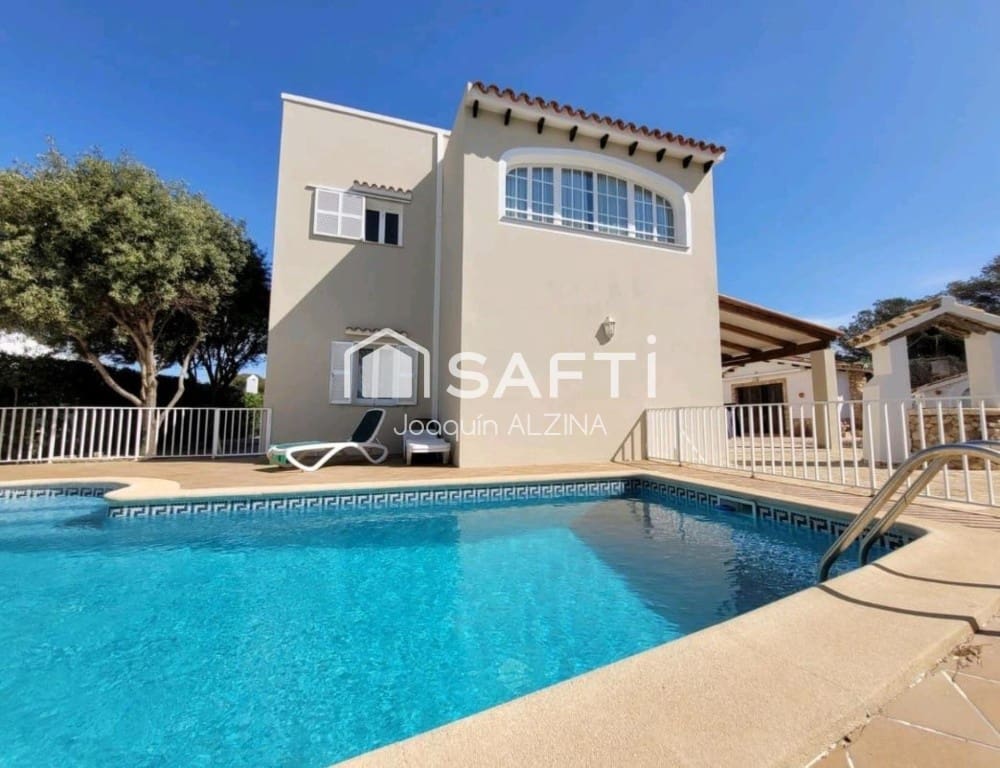 3 slaapkamer Villa te koop in Ciutadella de Menorca met zwembad garage - € 840.000 (Ref: 9831134)