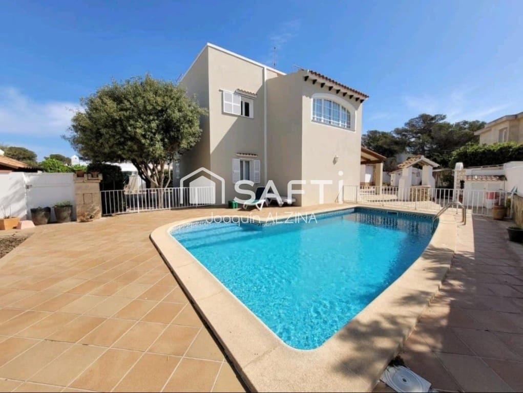 3 slaapkamer Villa te koop in Ciutadella de Menorca met zwembad garage - € 840.000 (Ref: 9831134)