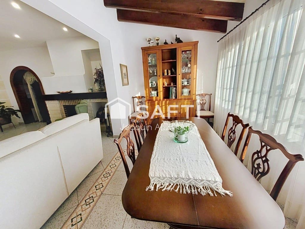 3 slaapkamer Villa te koop in Ciutadella de Menorca met zwembad garage - € 840.000 (Ref: 9831134)