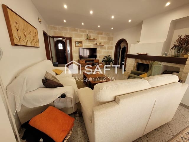 3 quarto Moradia para venda em Ciutadella de Menorca com piscina garagem - 840 000 € (Ref: 9831134)
