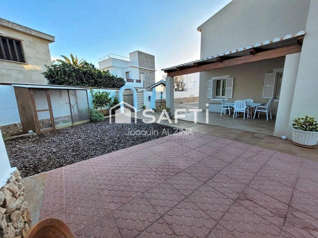 3 bedroom Villa for sale in Ciutadella de Menorca with pool garage - € 840,000 (Ref: 9831134)