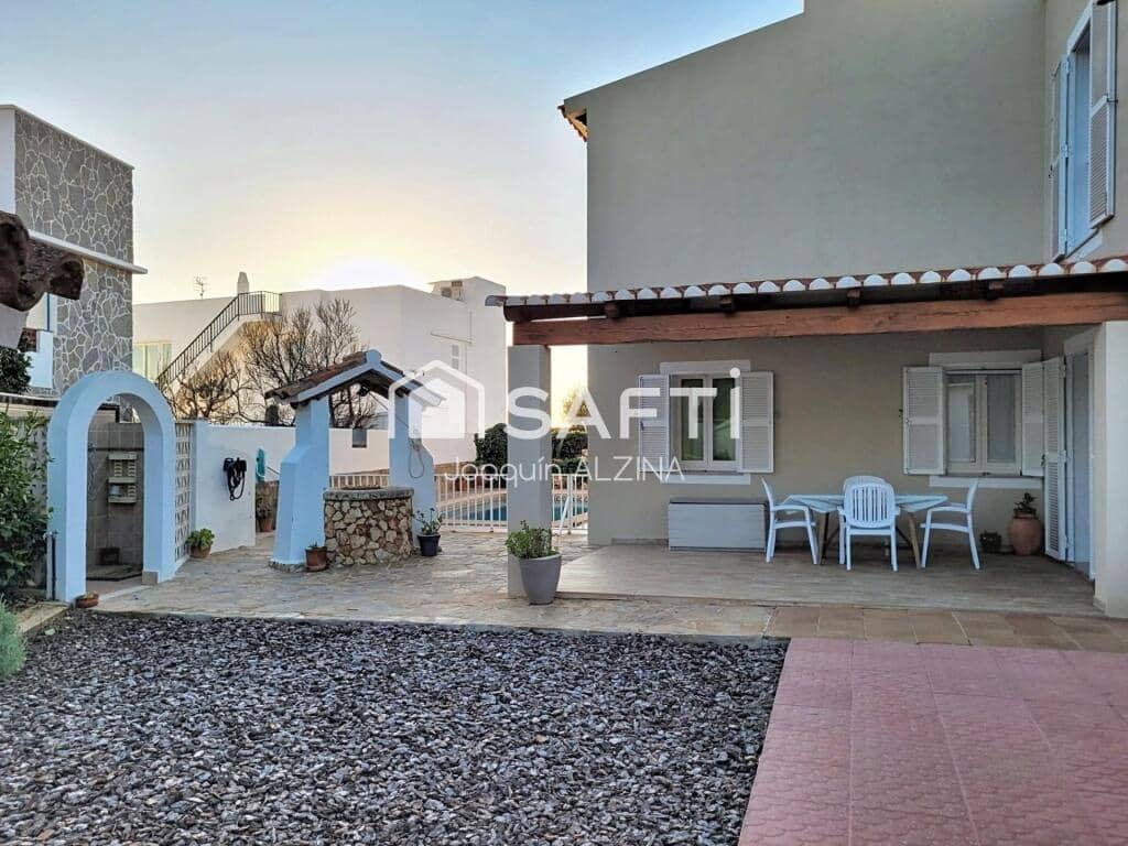 3 bedroom Villa for sale in Ciutadella de Menorca with pool garage - € 840,000 (Ref: 9831134)