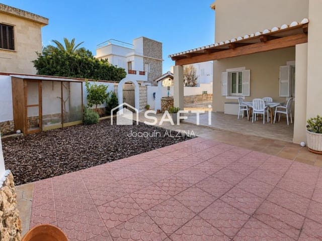 Chalet de 3 habitaciones en Ciutadella de Menorca en venta con piscina garaje - 840.000 € (Ref: 9831134)