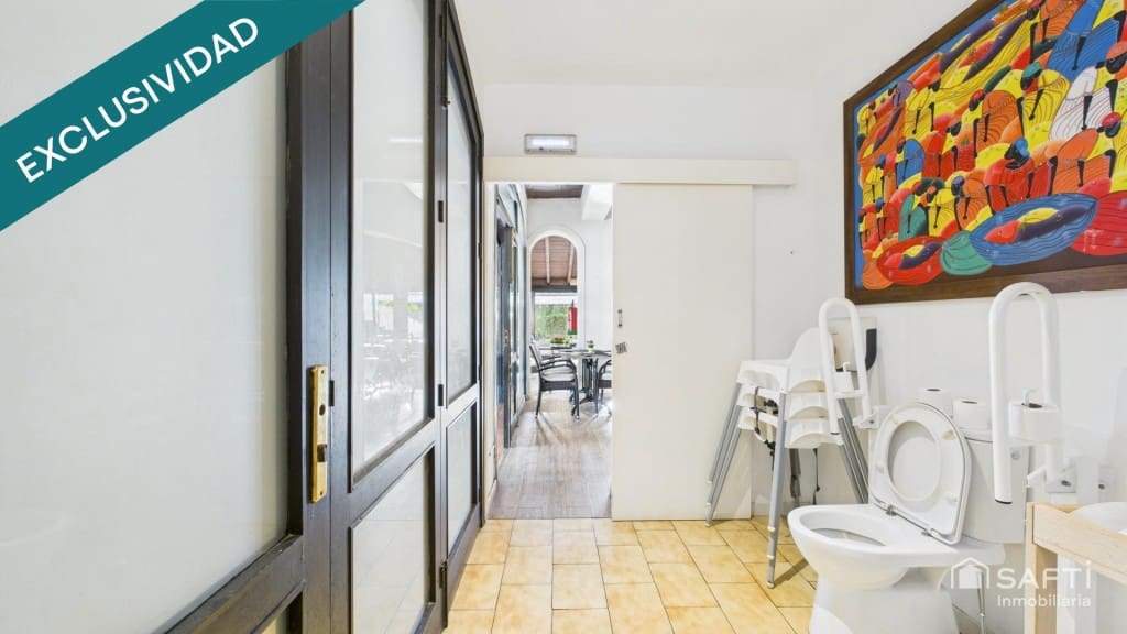 Commercial for sale in Calvia - € 99,000 (Ref: 9831135)