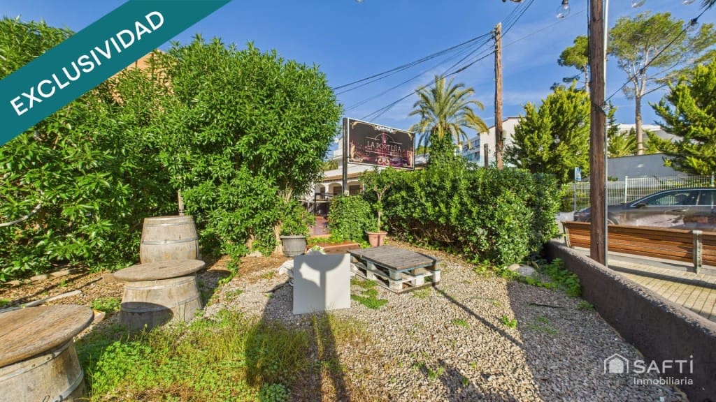Commercial for sale in Calvia - € 99,000 (Ref: 9831135)