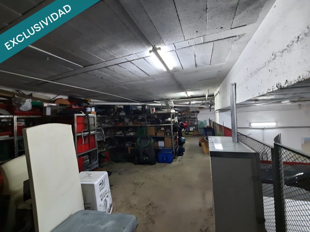 Erhverv til salg i Paterna - € 179.000 (Ref: 9831137)