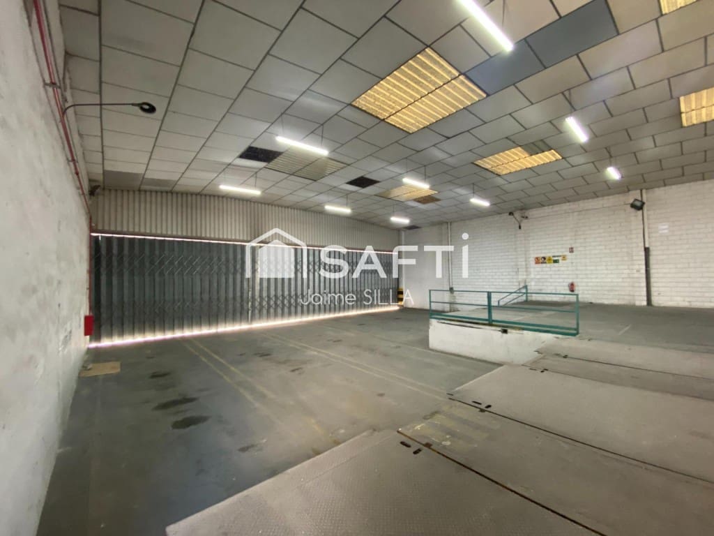 Kommersiell til leie i Xirivella med garasje - € 6 000 (Ref: 9831138)
