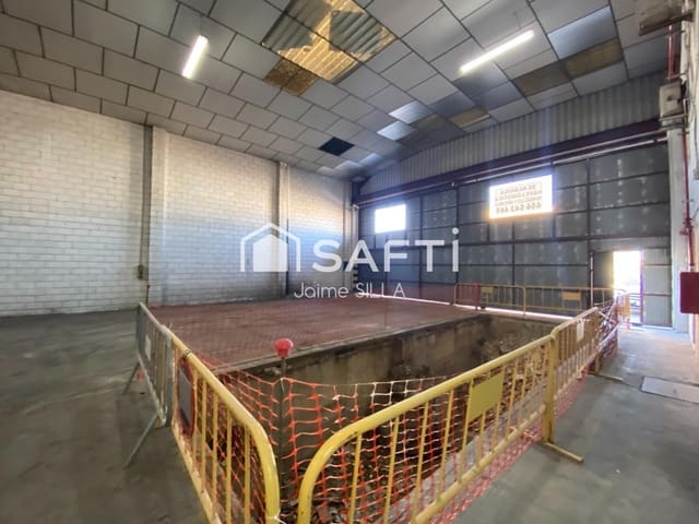 Gewerbe zu vermieten in Xirivella mit Garage - 6.000 € (Ref: 9831138)