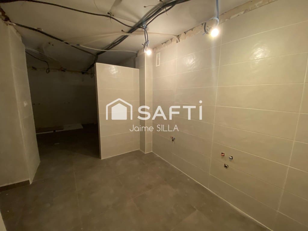 Kommersiell til leie i Xirivella med garasje - € 6 000 (Ref: 9831138)