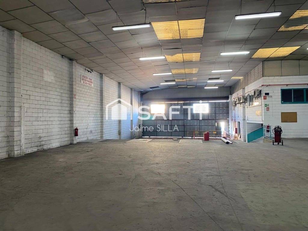 Kommersiell til leie i Xirivella med garasje - € 6 000 (Ref: 9831138)